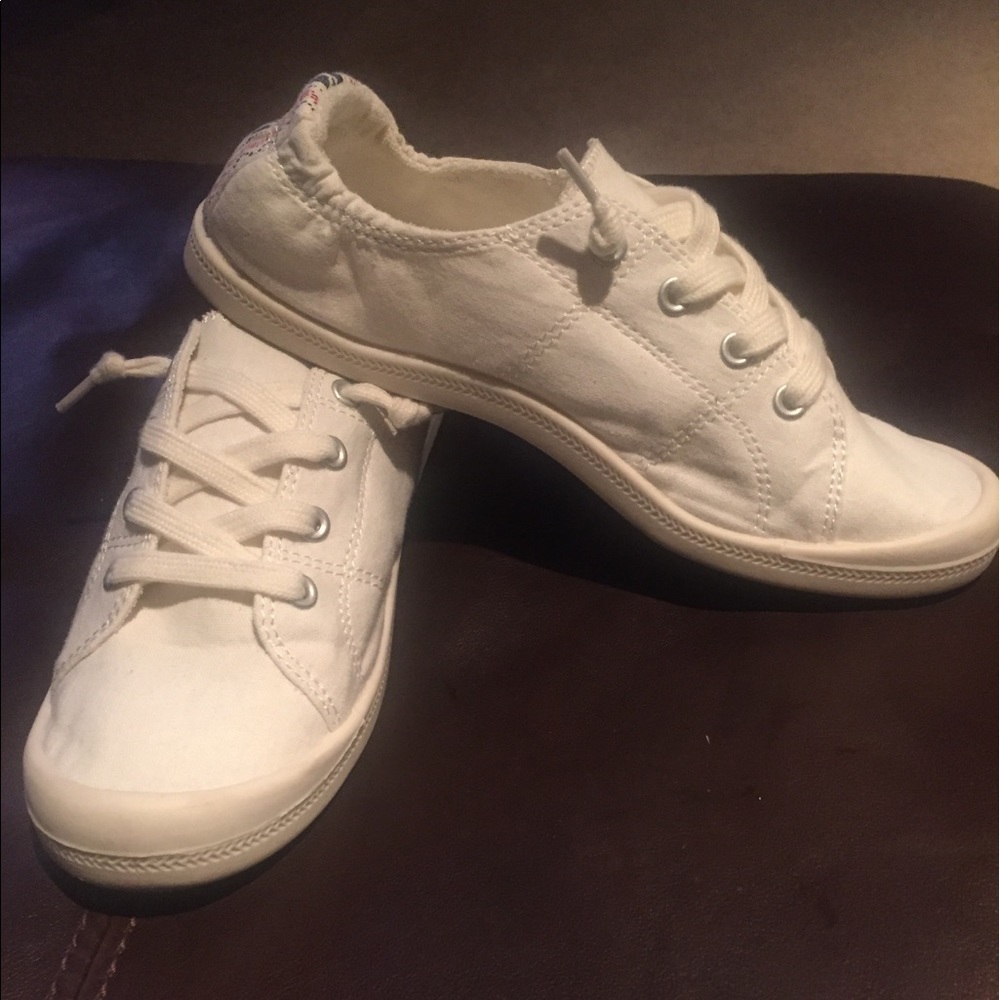 Madden slip on tennis shoes